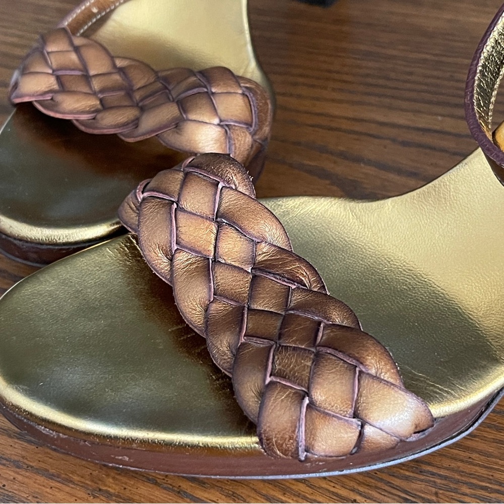 GUCCI Leather Braided Platform Sandal Size 8.5 - Picture 9 of 15
